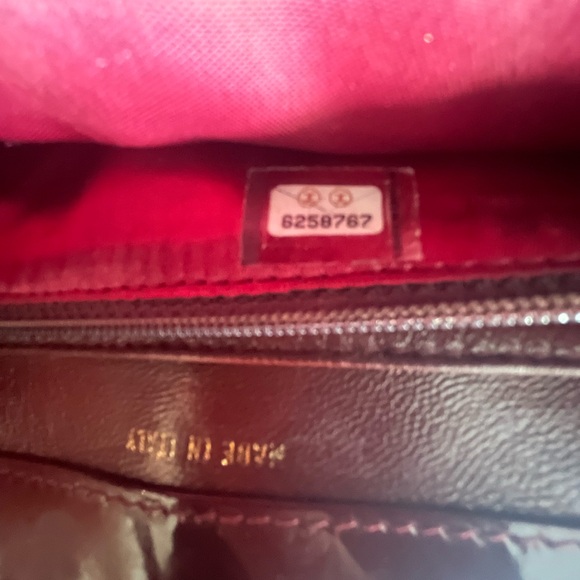 Vintage Chanel Patent Burgundy Shoulder Bag - Picture 8 of 9